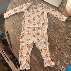 Spearmint Love 12-18 Month Oranges Onesie
